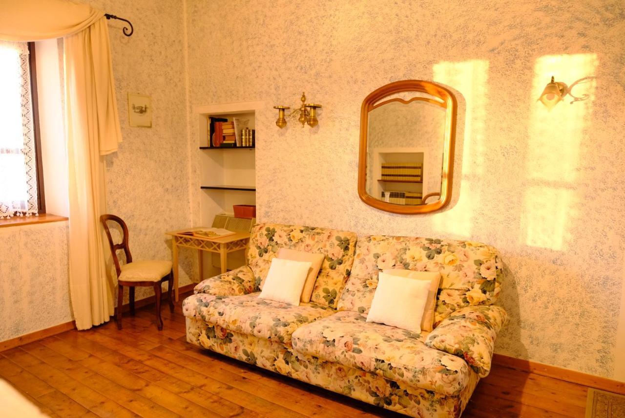 Вілла Dimora Dei Baccoli Песк'єра-дель-Гарда Екстер'єр фото